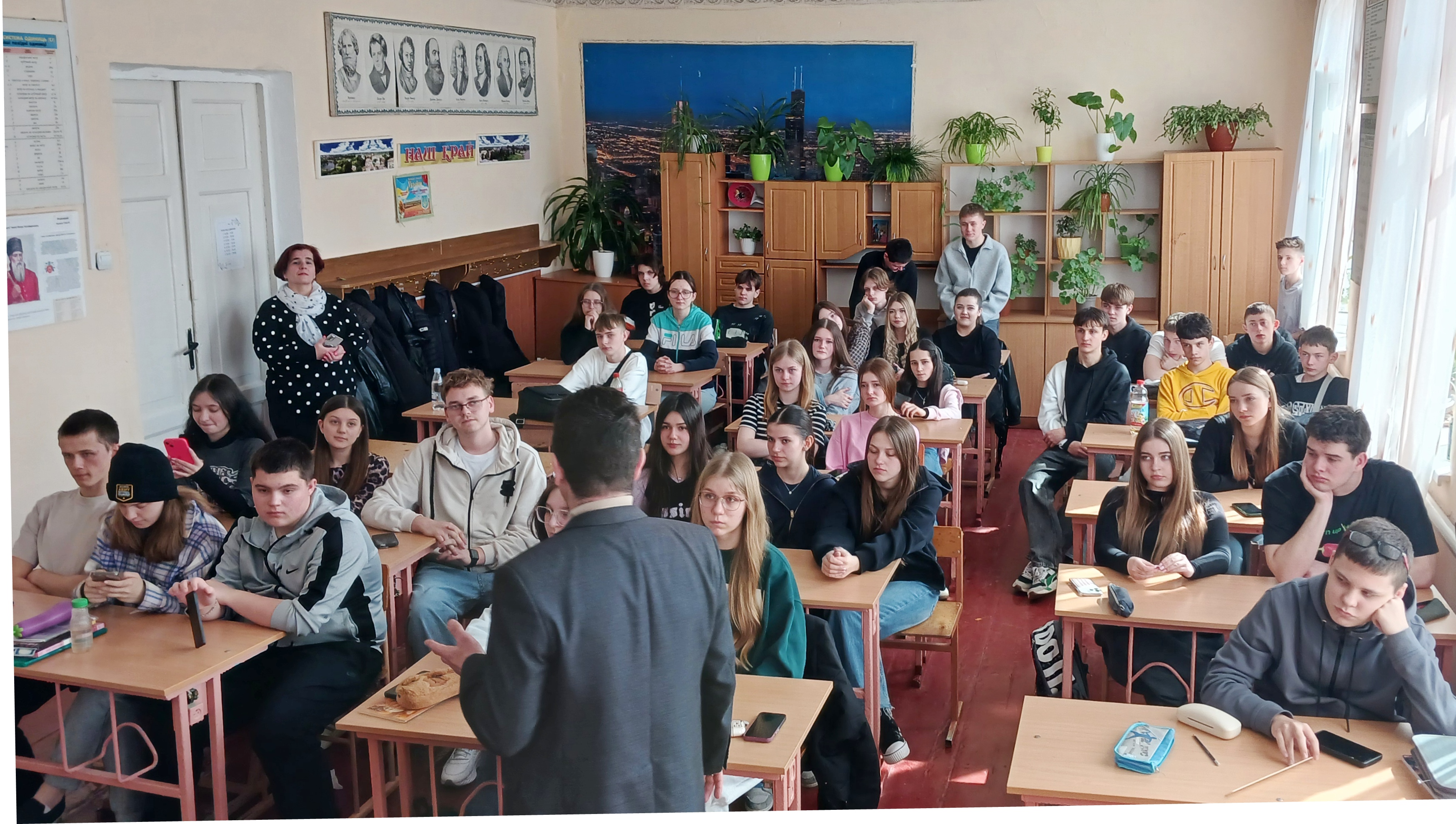 Учні Лановецької школи №1